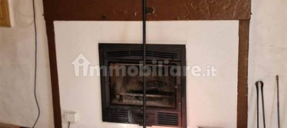 4 bedrooms House in Montecreto, Italy No. 208883 6