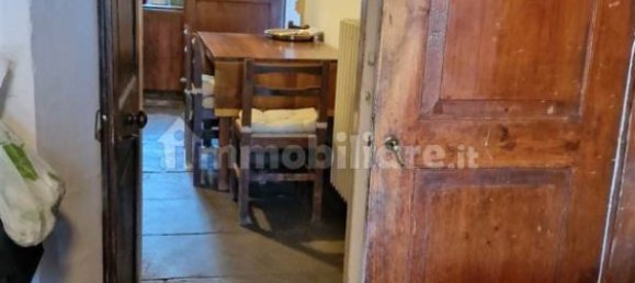 4 bedrooms House in Montecreto, Italy No. 208883 13