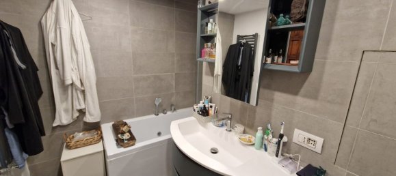 4 bedrooms Apartment in Naples, Italy No. 327453 12