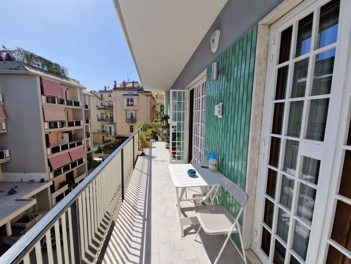 4 bedrooms Apartment in Naples, Italy No. 327453