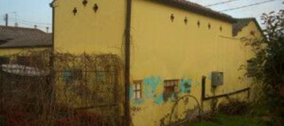 307m² Commercial property in Ariano nel Polesine, Italy No. 354858 14