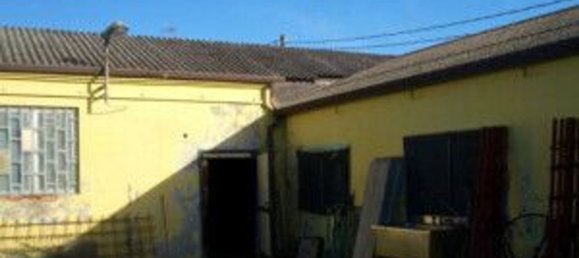 307m² Commercial property in Ariano nel Polesine, Italy No. 354858 4