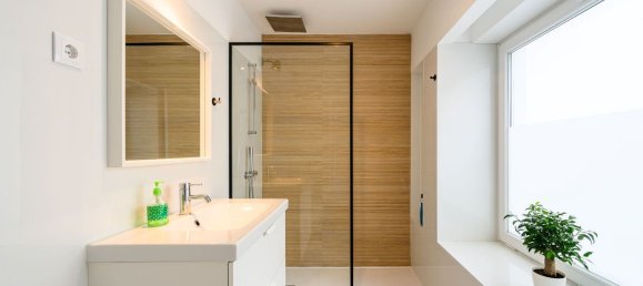 5 bedrooms House in Porto, Portugal No. 124466 12