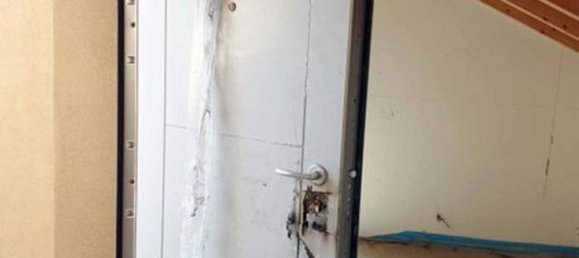 Propriété commerciale à Nerviano, Italy 76m² No. 64308 9