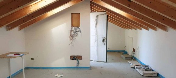 Propriété commerciale à Nerviano, Italy 76m² No. 64308 5