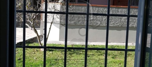 4 bedrooms Apartment in Massa, Italy No. 313690 22