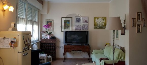4 bedrooms Apartment in Massa, Italy No. 313690 9