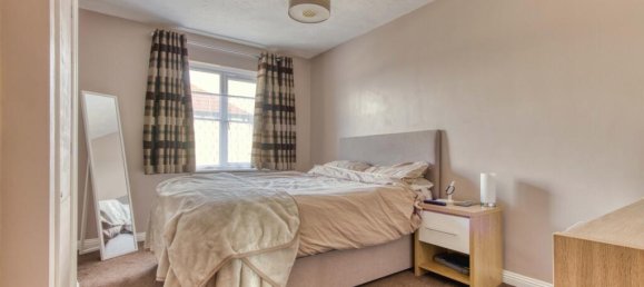 2 bedrooms House in Taunton, United Kingdom No. 13728 13