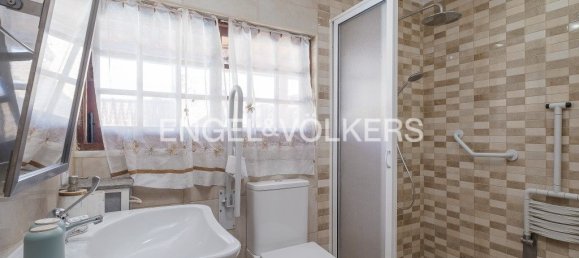 5 bedrooms House in Almada, Portugal No. 14009 16