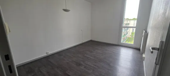 Apartamento de 2 dormitorios en Montelimar, France No. 321665 3