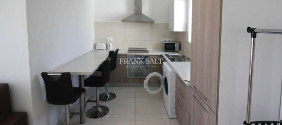 1 bedroom Penthouse in Sliema, Malta No. 4053 5