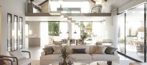 5 bedrooms Villa in Estepona, Spain No. 33389 6