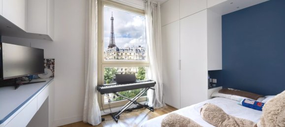 4 bedrooms Apartment in Paris, France No. 172448 7