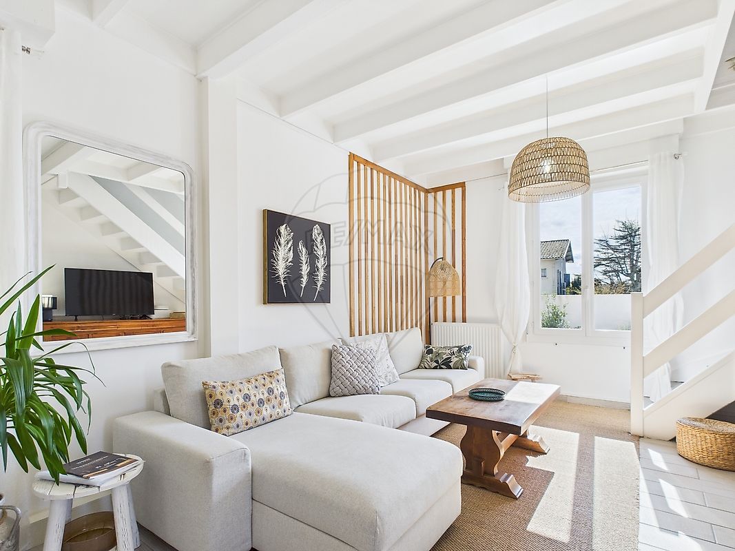 4 Schlafzimmer Haus in Charente-Maritime, France, Nr. 329780