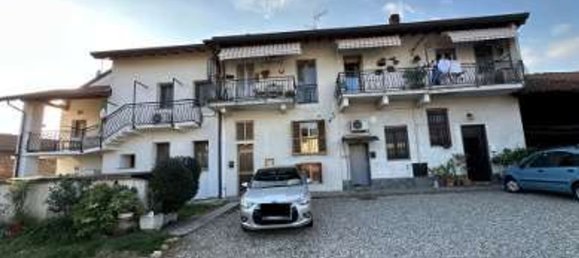 3-salle Appartement à Cesate, Italy No. 95873 2