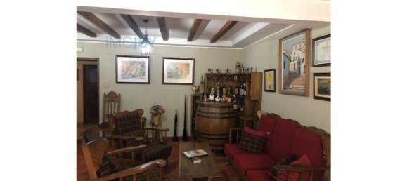 7 bedrooms House in Vila Nova de Gaia, Portugal No. 51017 40