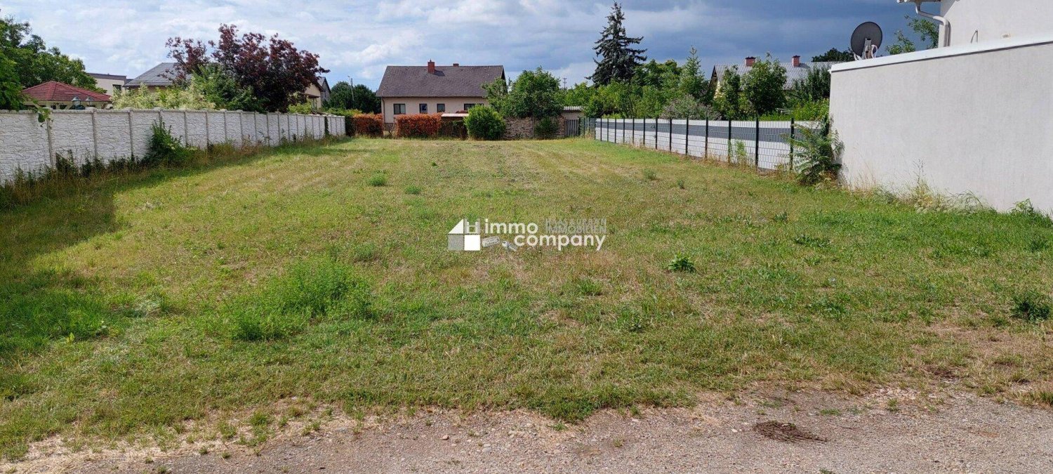 Terreno en Strasshof an der Nordbahn, Austria 999 m² No. 147567