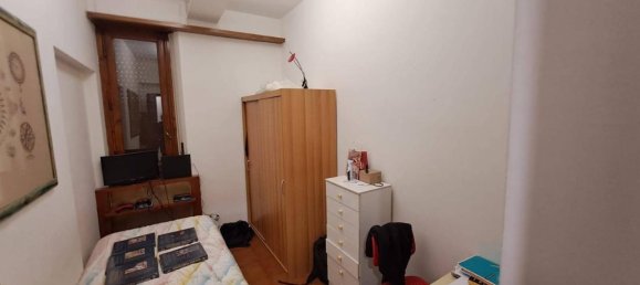 4 rooms Apartment in Florence, Italy No. 116659 12