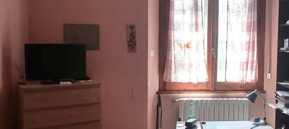 4 rooms Apartment in Florence, Italy No. 116659 6