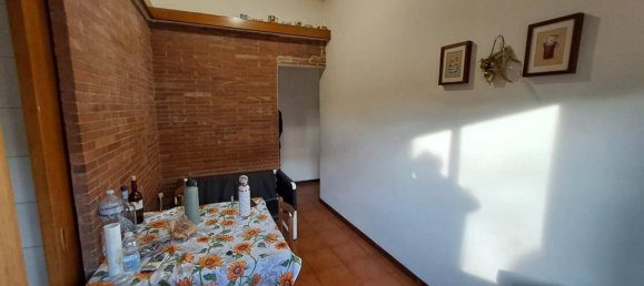 4 rooms Apartment in Florence, Italy No. 116659 14