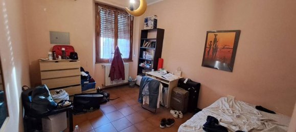 4 rooms Apartment in Florence, Italy No. 116659 10
