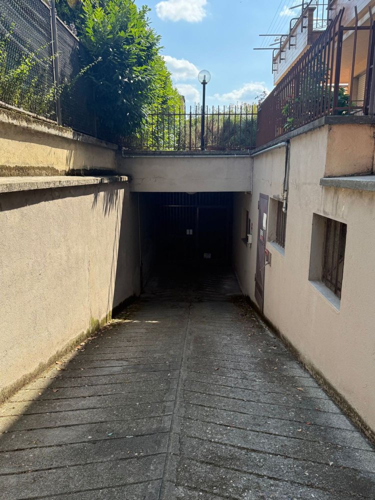 24m² Garage in Saluzzo, Italy No. 277973