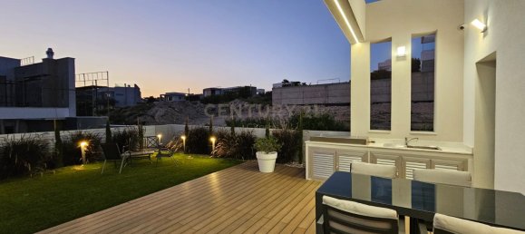 4 chambres Villa à Agios Athanasios, Cyprus No. 4019 15