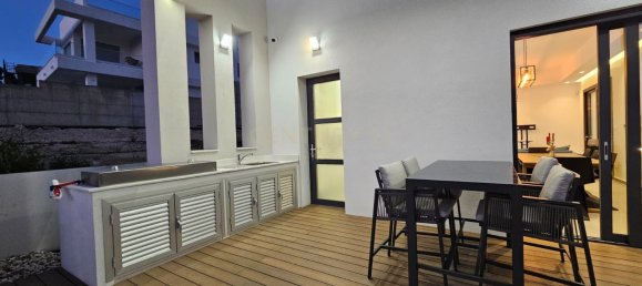 4 chambres Villa à Agios Athanasios, Cyprus No. 4019 16