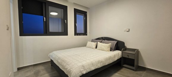 4 chambres Villa à Agios Athanasios, Cyprus No. 4019 6