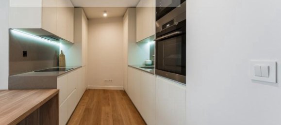 3 chambres Duplex à Lisbon, Portugal No. 122997 4