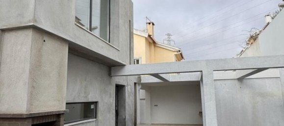 4 bedrooms Villa in Corroios, Portugal No. 115131 11