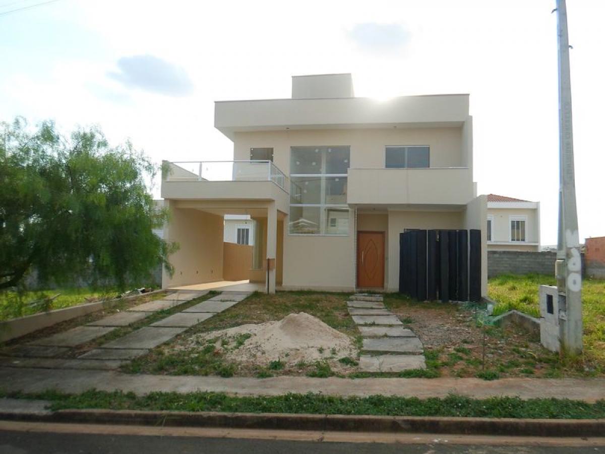 Casa de 3 dormitorios en Sao Paulo, Brazil No. 576755