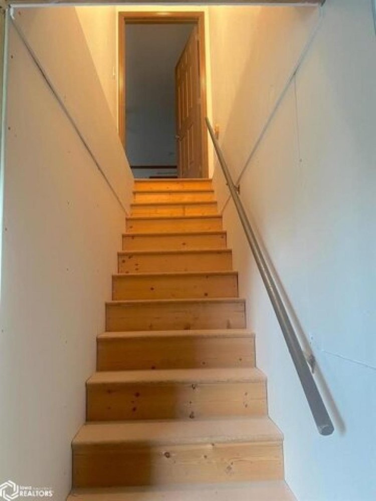 3 bedrooms House in Grinnell, USA No. 409073