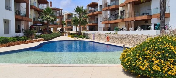 Apartamento de 3 dormitorios en Portimao, Portugal No. 107928 2