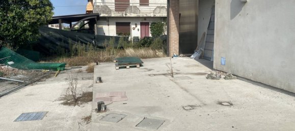 250m² Building in Badia Polesine, Italy No. 320380 2