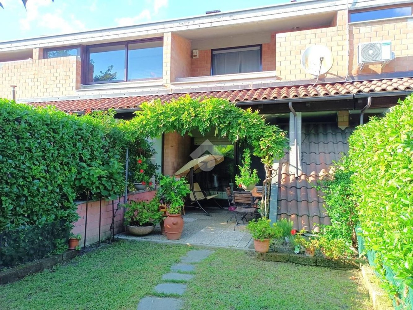 Casa de 4 dormitorios en Gassino Torinese, Italy No. 332596