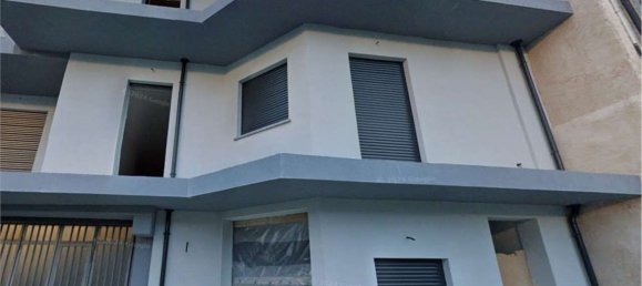 7 rooms Apartment in Montagna in Valtellina, Italy No. 273098 3