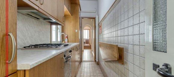 3 bedrooms Apartment in Bologna, Italy No. 352620 13