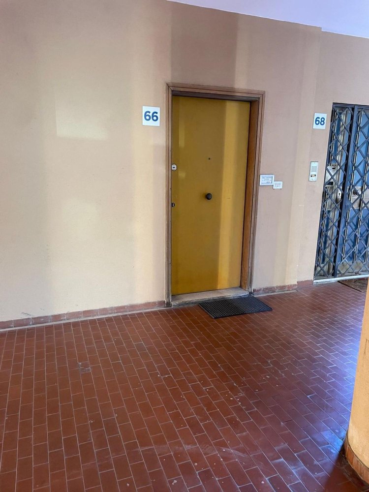 46m² Office in Rome, Italy No. 333871