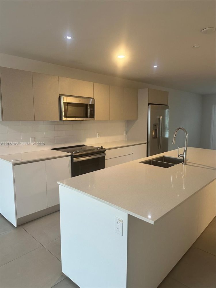 Propriedade comercial T3 em Miami, EUA N.º 615387