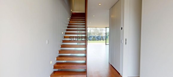 3 bedrooms Villa in Cascais, Portugal No. 151052 8