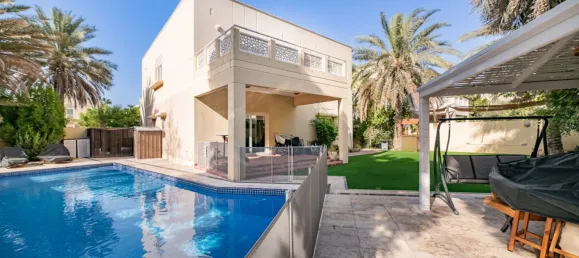 4 chambres villa à louer à Meadows, Dubai, UAE № 106198 2