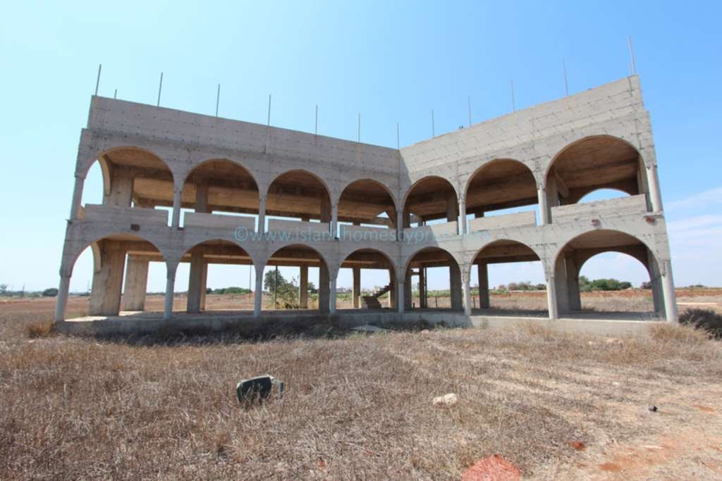 5 bedrooms House in Ayia Napa, Cyprus No. 23822