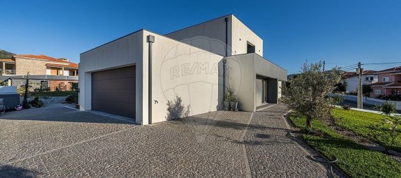 4 bedrooms House in Penafiel, Portugal No. 22723 8