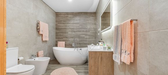 4 bedrooms House in Penafiel, Portugal No. 22723 34