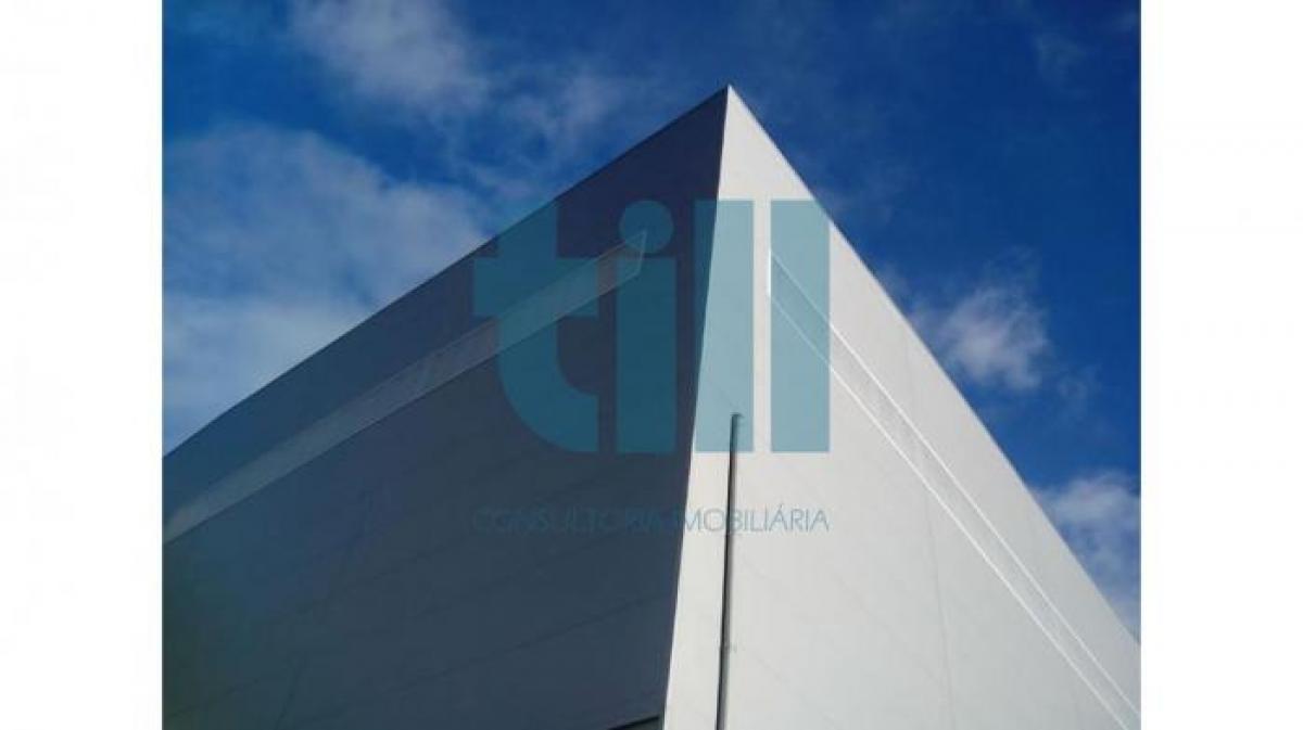  مصنع في Porto, Portugal 2000متر مربع رقم 8428