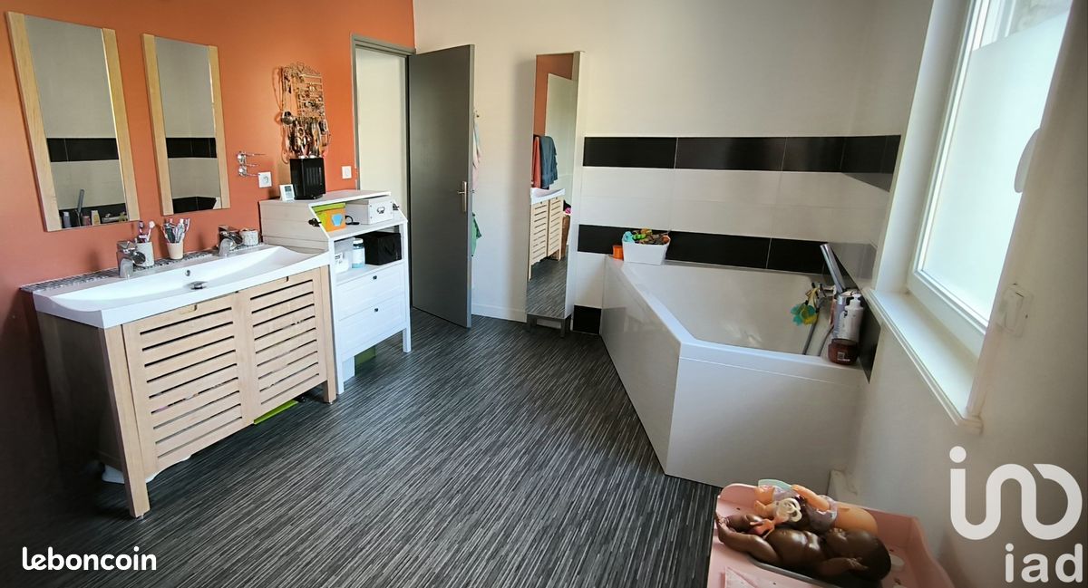 4-Zimmer Haus in Valenciennes, France, Nr. 232898