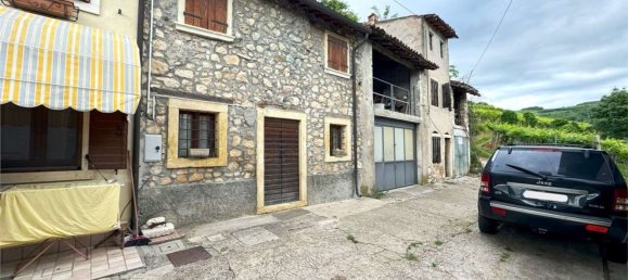 4-salle Maison à Soave, Italy No. 276473 9