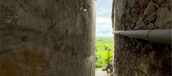 4-salle Maison à Soave, Italy No. 276473 8