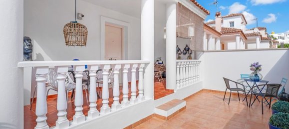 2 bedrooms Villa in Alicante, Spain No. 178185 10